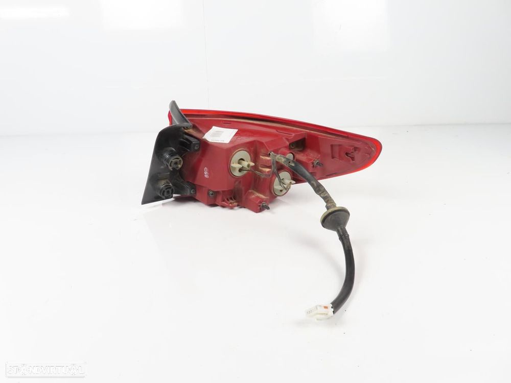 Farolim Esquerdo/Trás Usado / Original KIA STONIC (YB) 92401H8400 - 4