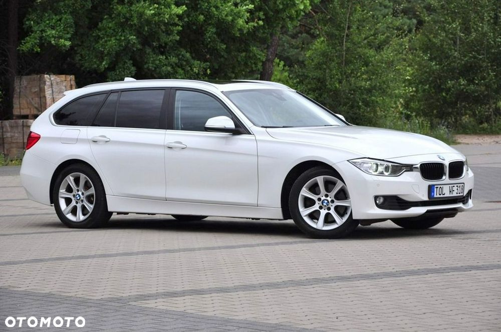 BMW Seria 3 330d xDrive Blue Performance Luxury Line - 11