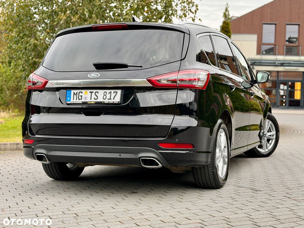 Ford S-Max - 14