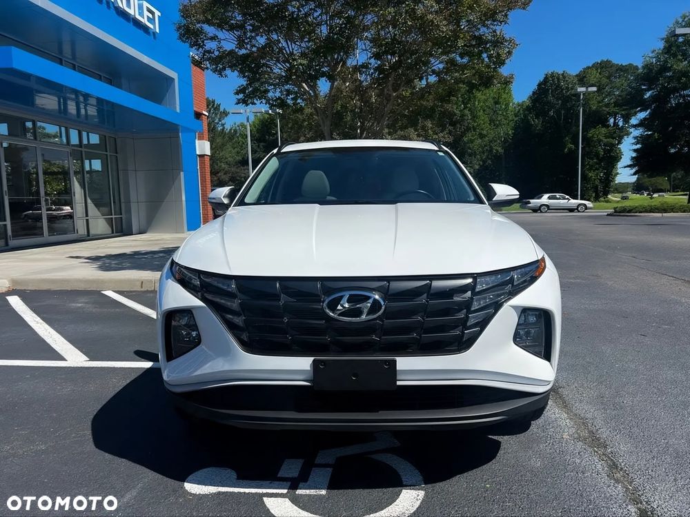 Hyundai Tucson - 2