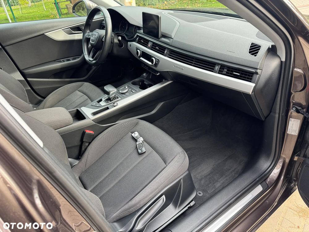 Audi A4 Avant 2.0 TDI S tronic quattro sport - 10