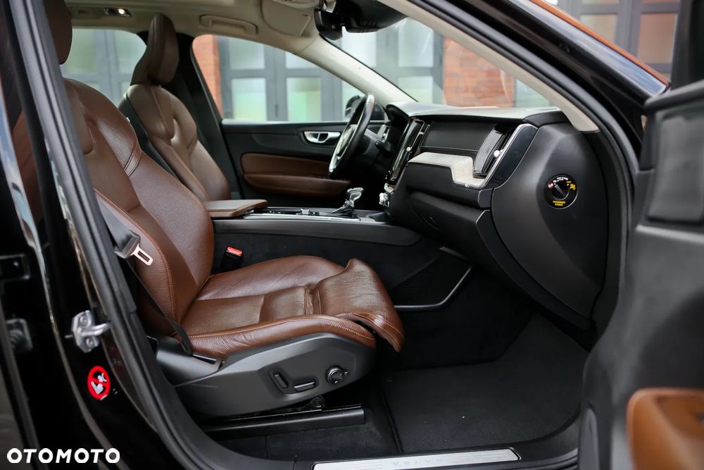 Volvo XC 60 D4 AWD Geartronic Inscription - 23