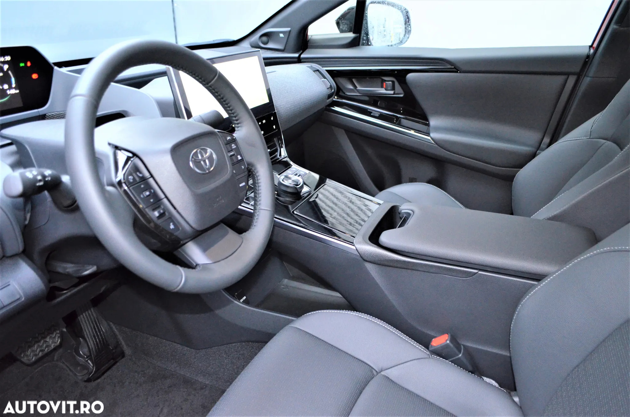 Toyota BZ4X 160 KW AWD (4x4) Luxury - 8