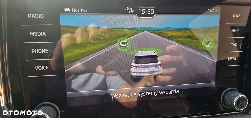 Skoda Karoq 2.0 TDI SCR 4x4 Style DSG - 30