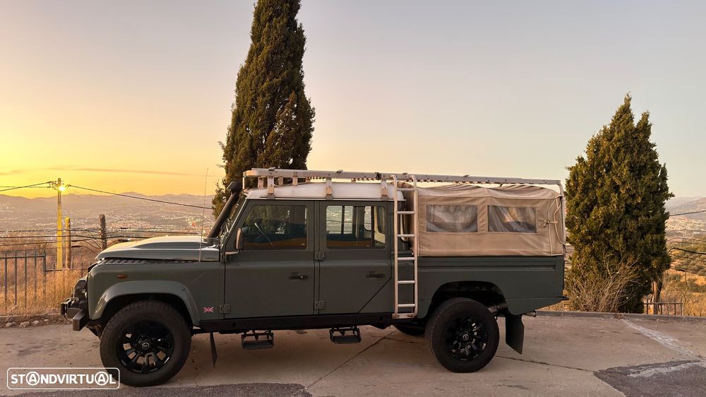 Land Rover Defender - 3