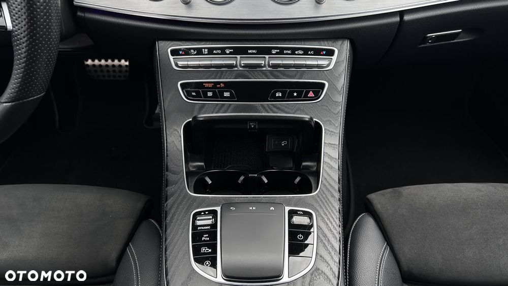 Mercedes-Benz Klasa E 220 d 4-Matic AMG - 20