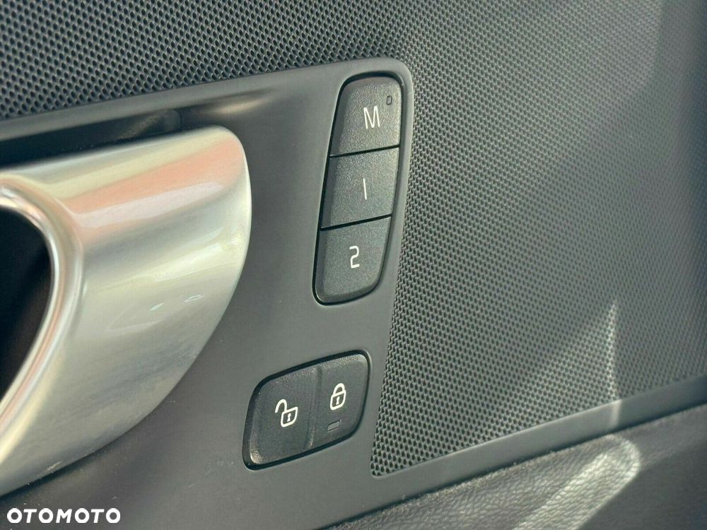 Volvo XC 60 - 28