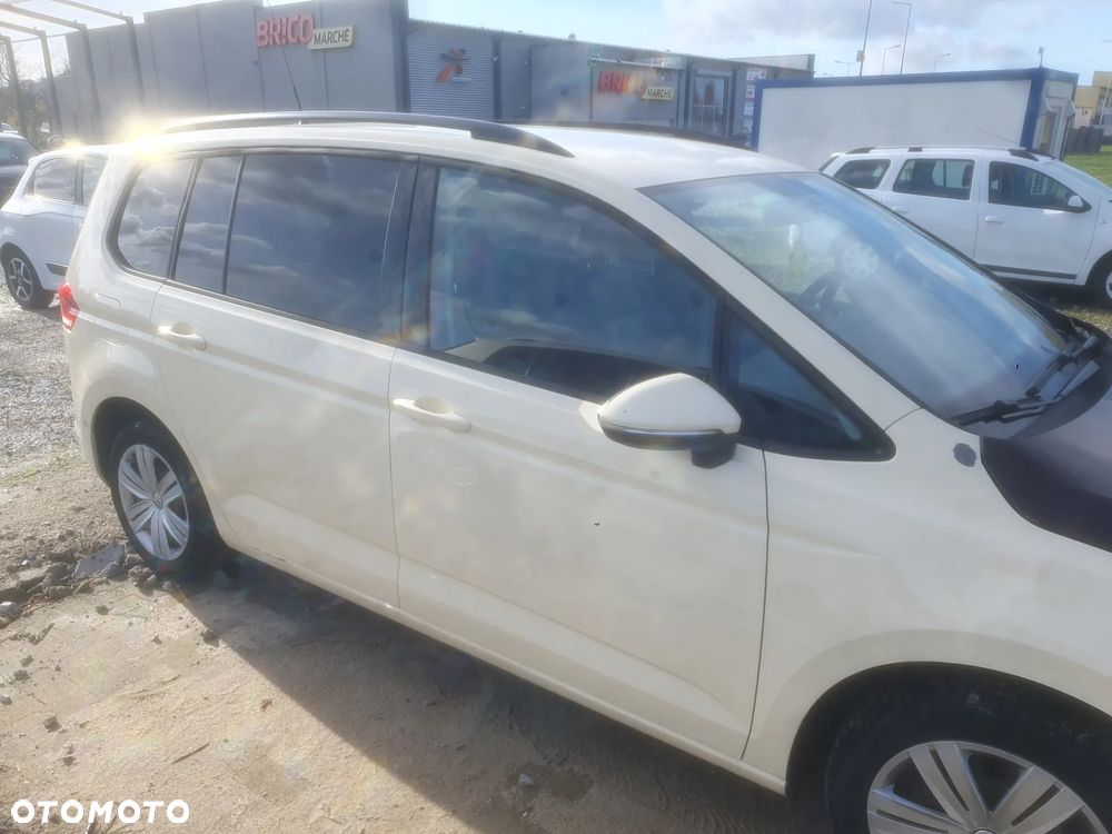 Volkswagen Touran - 7