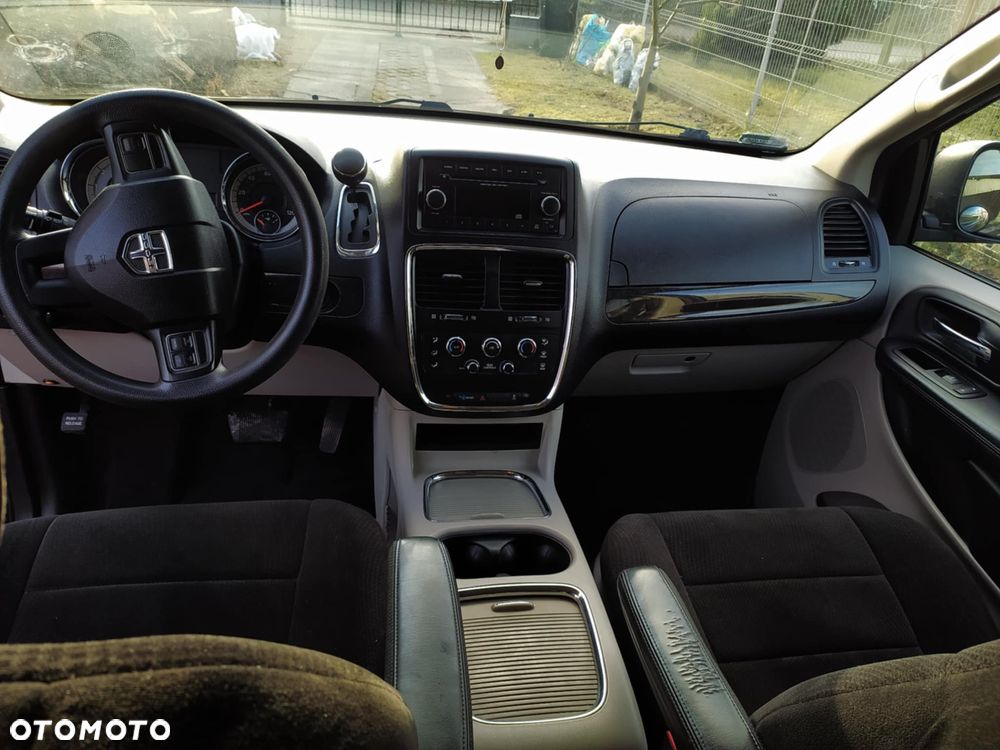 Dodge Grand Caravan 3.6 R/T - 13