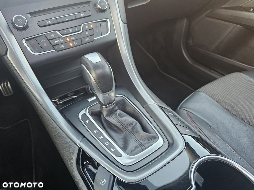 Ford Mondeo 2.0 TDCi ST-Line X PowerShift - 27