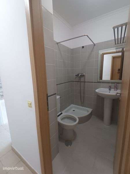 Apartamento T3 central,  Com garagem - Grande imagem: 3/9