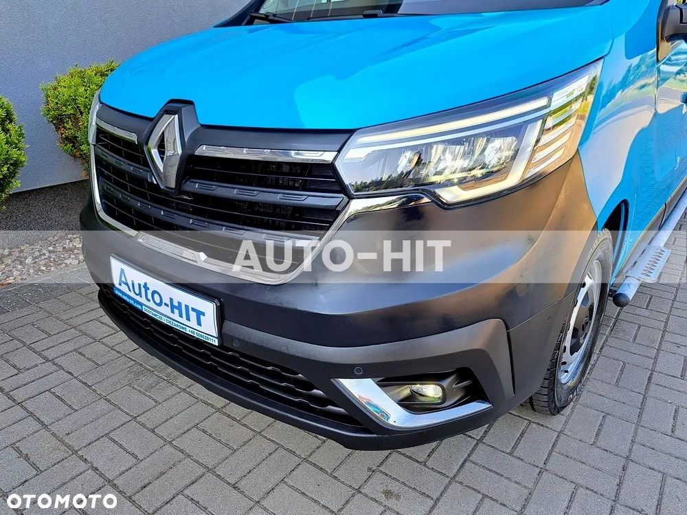 Renault Trafic - 16
