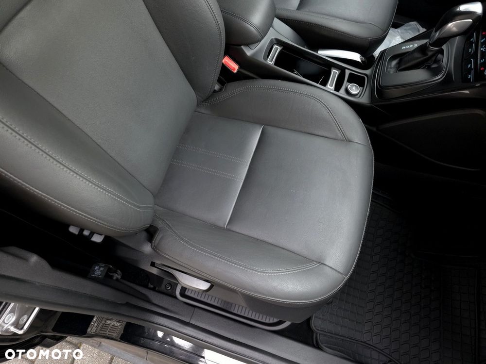 Ford Grand C-MAX - 13