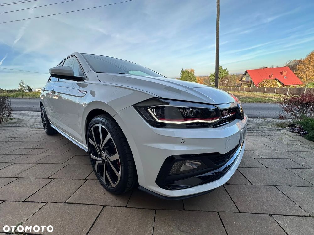 Volkswagen Polo 2.0 TSI DSG GTI - 12