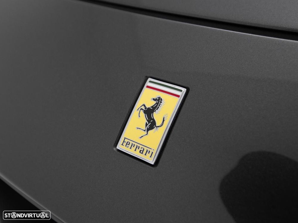 Ferrari Purosangue - 13