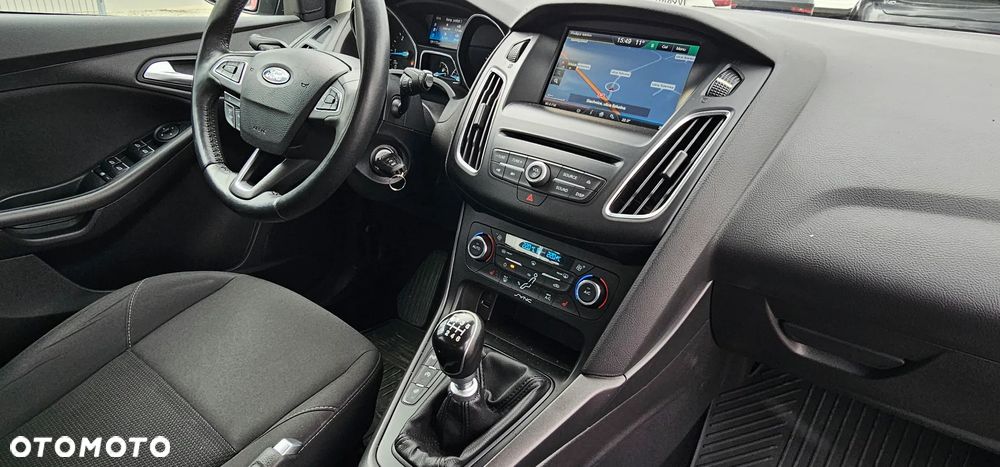 Ford Focus 2.0 TDCi Titanium ASS - 9