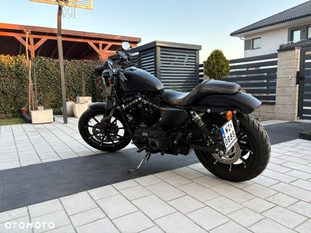 Harley-Davidson Sportster Iron 883 - 9