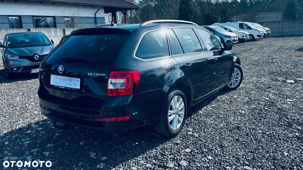 Skoda Octavia 2.0 TDI DSG Drive - 4