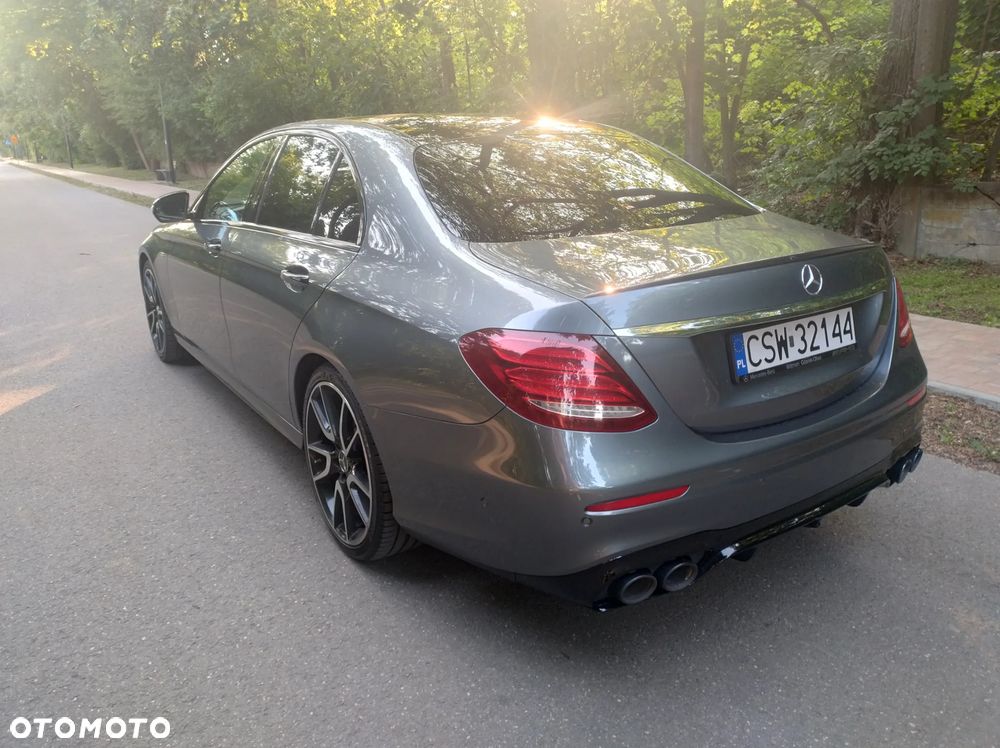 Mercedes-Benz Klasa E - 3