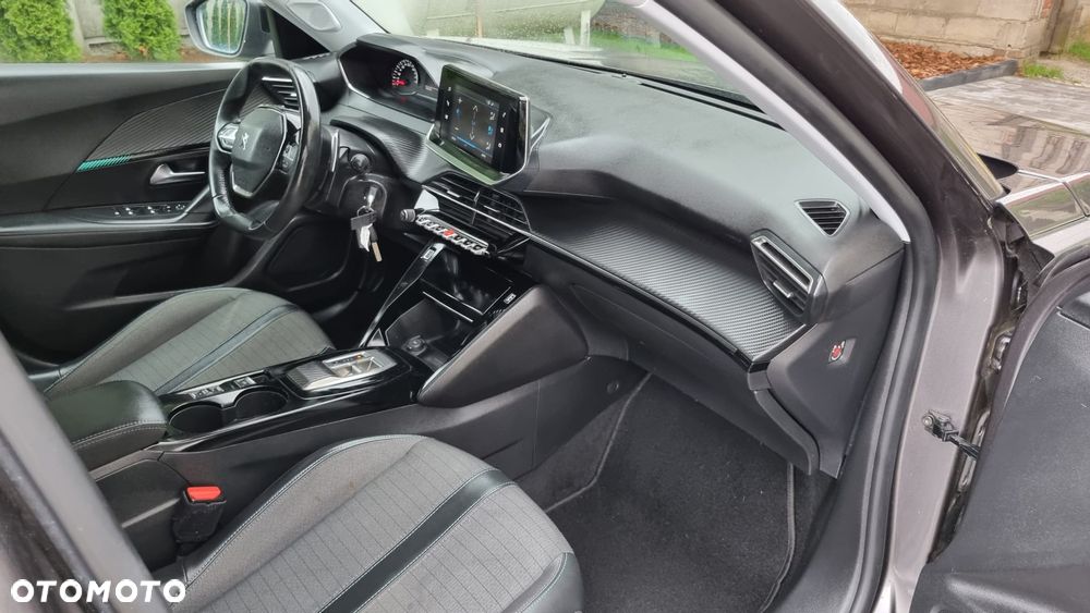 Peugeot 2008 BlueHDi 130 EAT8 Allure Pack - 10