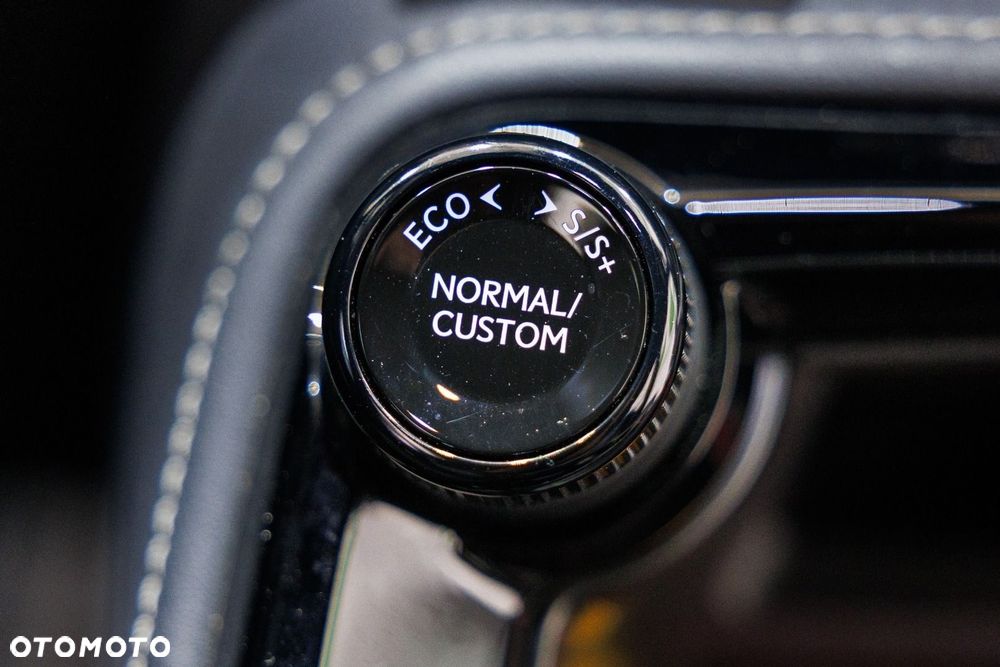 Lexus NX 350h F Sport AWD - 31