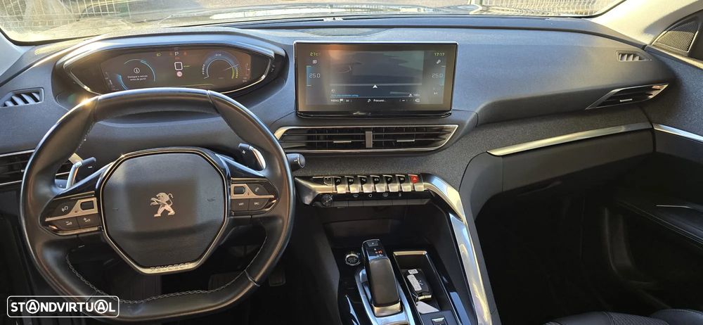 Peugeot 3008 Plug-In Hybrid 225 e-EAT8 Allure Pack - 46