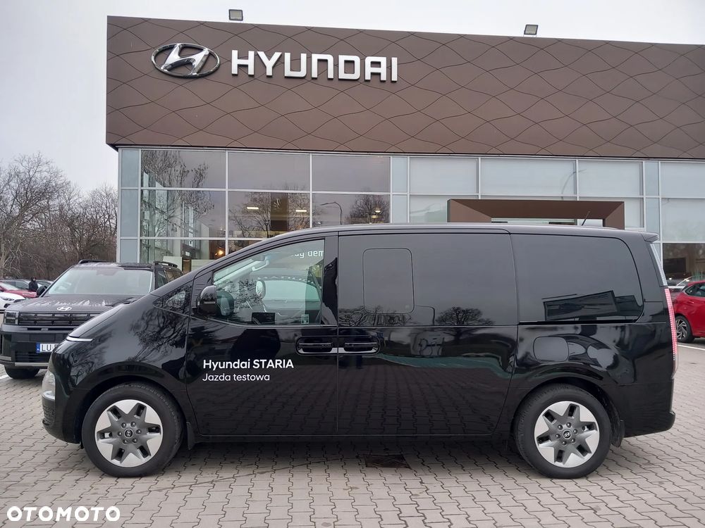 Hyundai Staria 1.6 T-GDI HEV Smart VIP - 5
