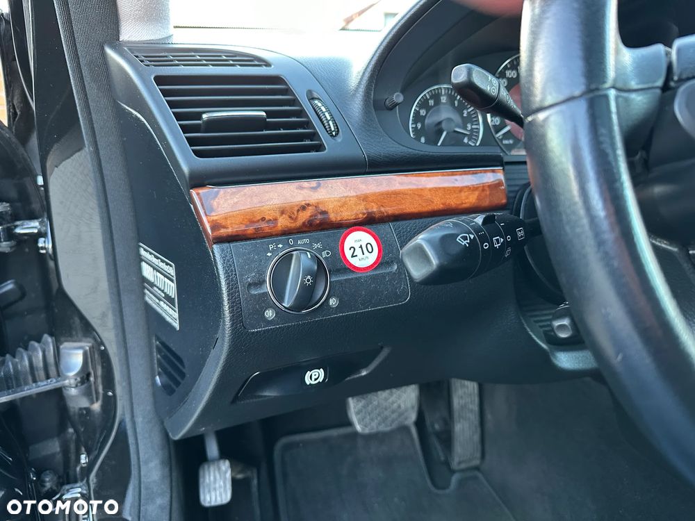 Mercedes-Benz Klasa E - 17