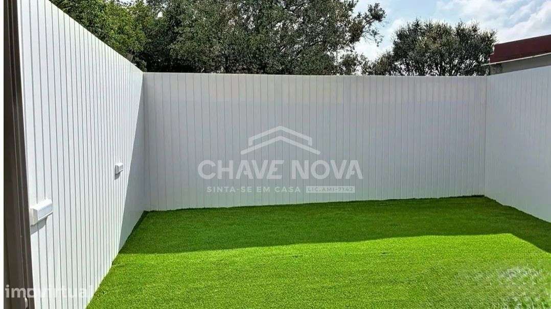 Moradia T1+1 Renovada com Terraço no Coração de Mafamude - Grande imagem: 5/16