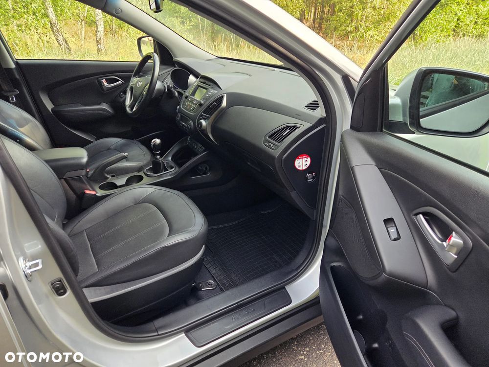 Hyundai ix35 2.0 CRDi 4WD Premium - 12