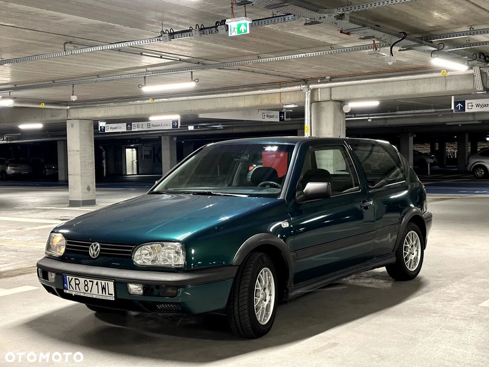 Volkswagen Golf - 3