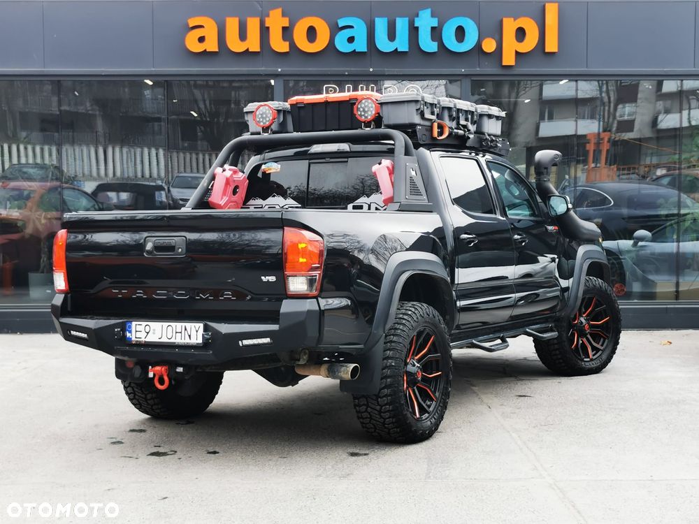 Toyota Tacoma - 41