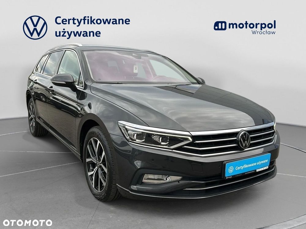 Volkswagen Passat - 15