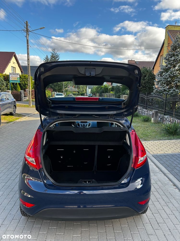 Ford Fiesta 1.25 Ambiente - 9