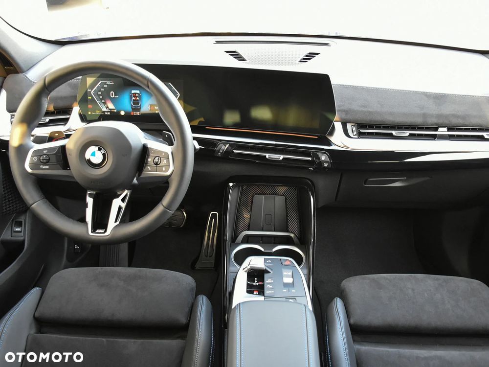 BMW X2 sDrive18d - 34