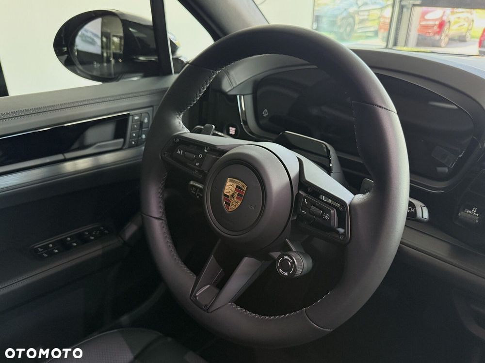 Porsche Cayenne - 27