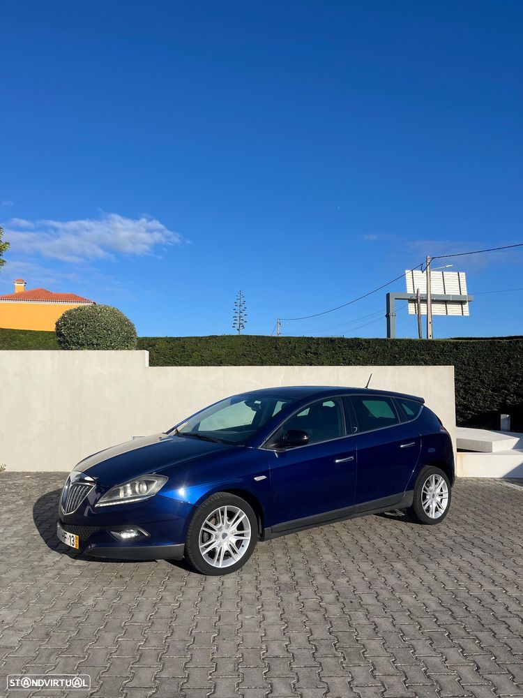 Lancia Delta 1.6 M-Jet Argento - 1