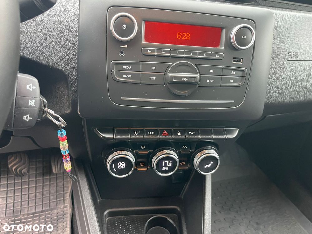 Dacia Duster 1.6 SCe Access S&S - 16