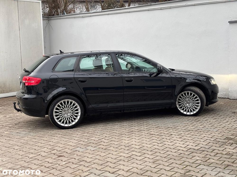 Audi A3 Sportback 1.4 TFSI Ambiente S tronic - 9
