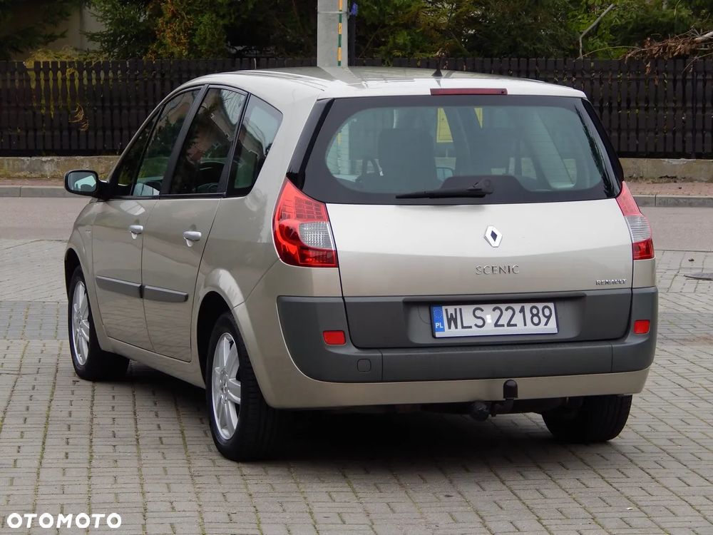 Renault Grand Scenic - 4