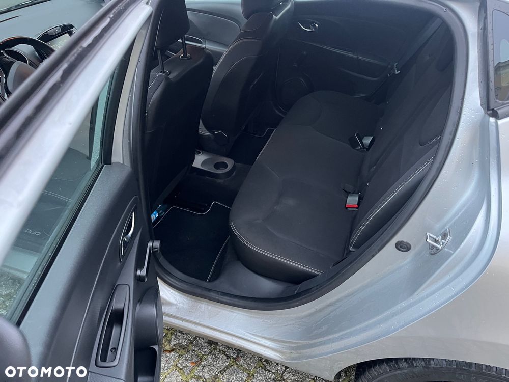 Renault Clio 1.5 dCi Authentique - 7