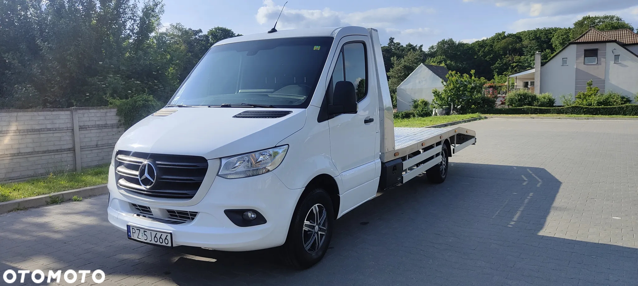 Mercedes-Benz Sprinter - 16
