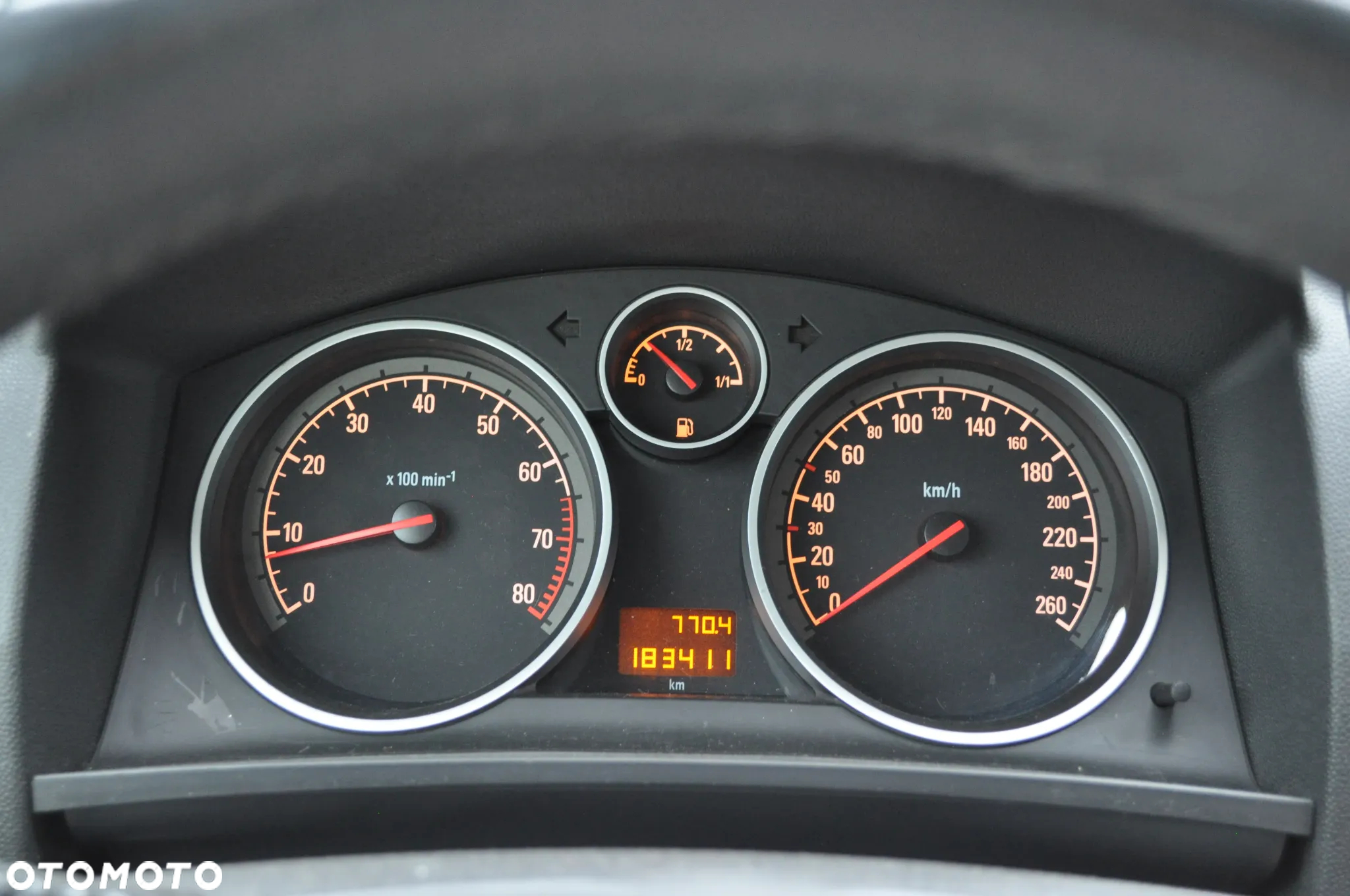Opel Zafira 1.8 Cosmo - 23