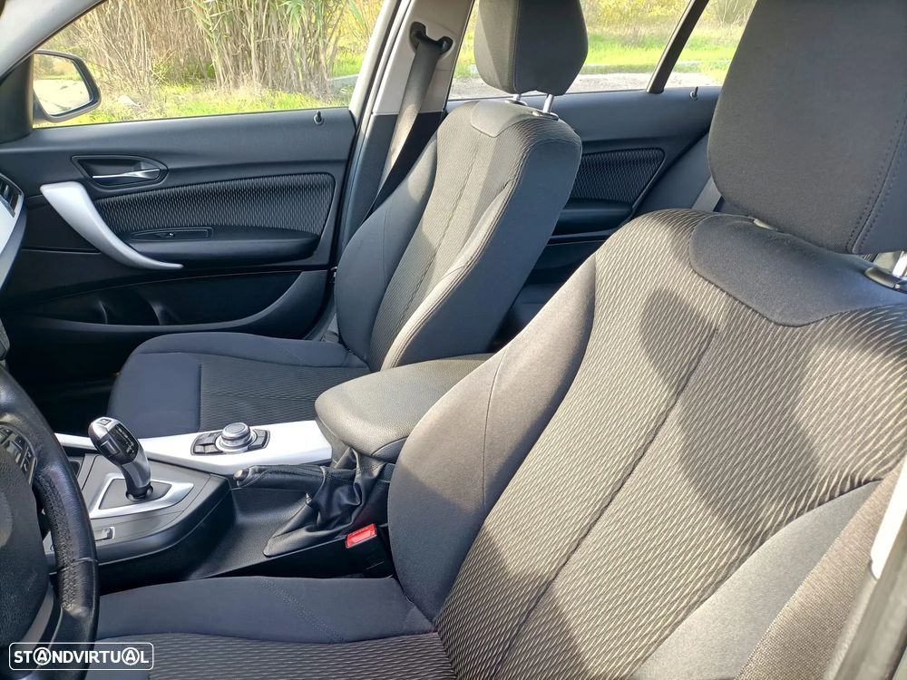 BMW 116 d Aut. Sport Line - 14