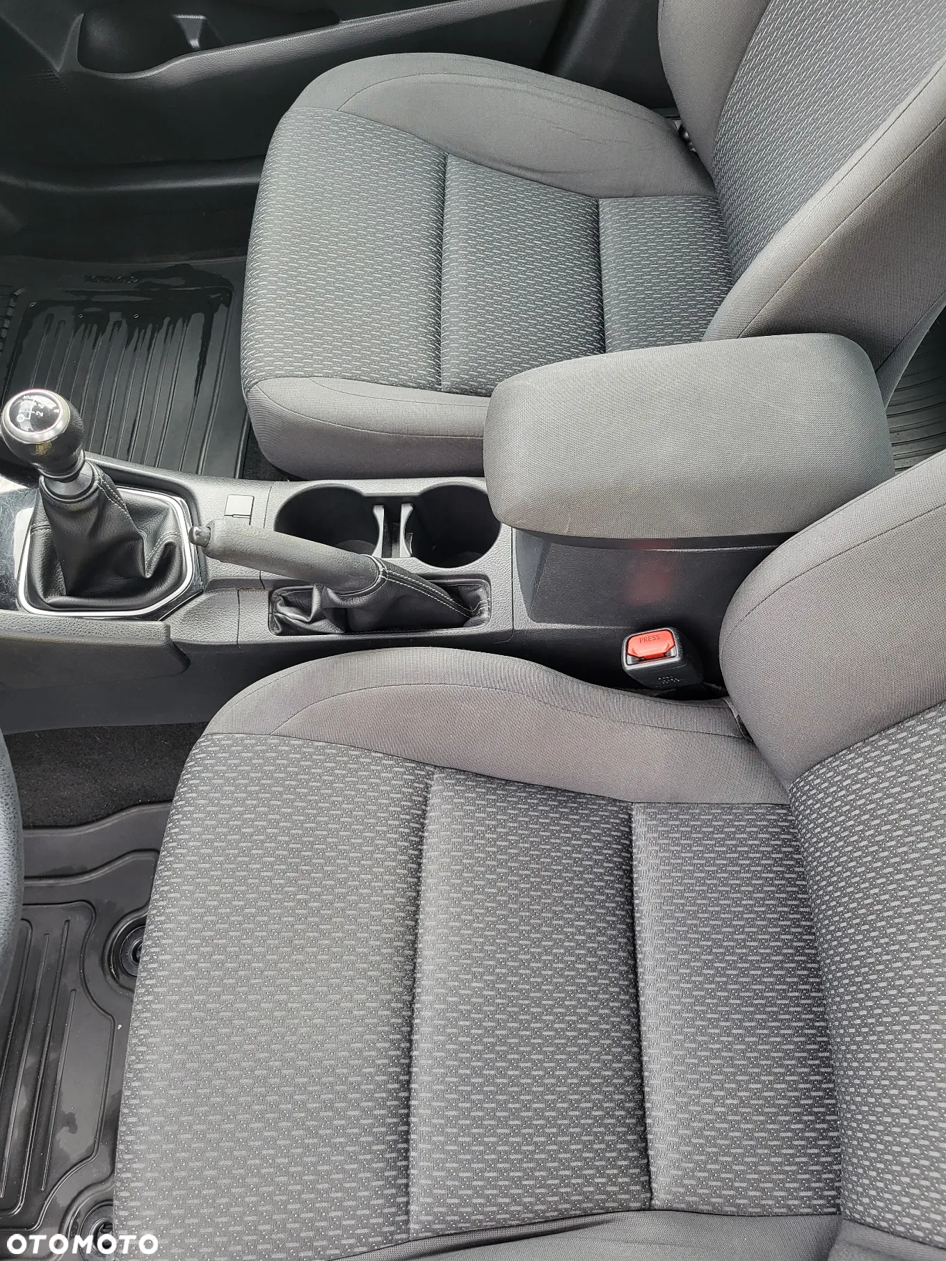 Toyota Corolla 1.6 Active - 15