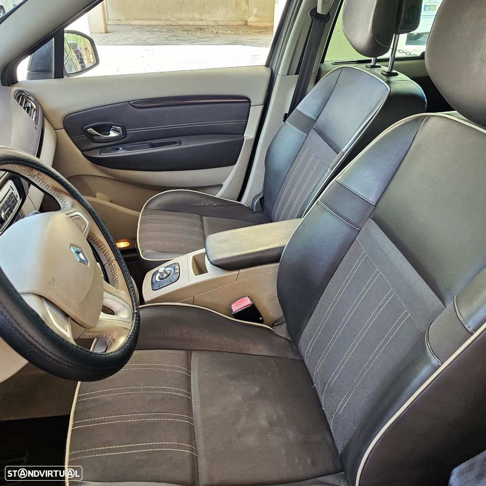 Renault Grand Scénic 1.5 dCi Luxe 7L - 24