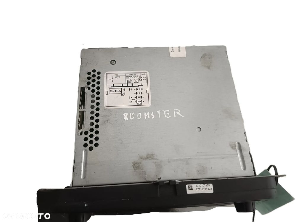 SKODA ROOMSTER 06-15 radioodtwarzacz radioodbiornik radio 5J0035152D * - 3