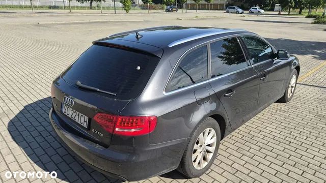 Audi A4 Avant 2.0 TDI DPF Ambiente - 3