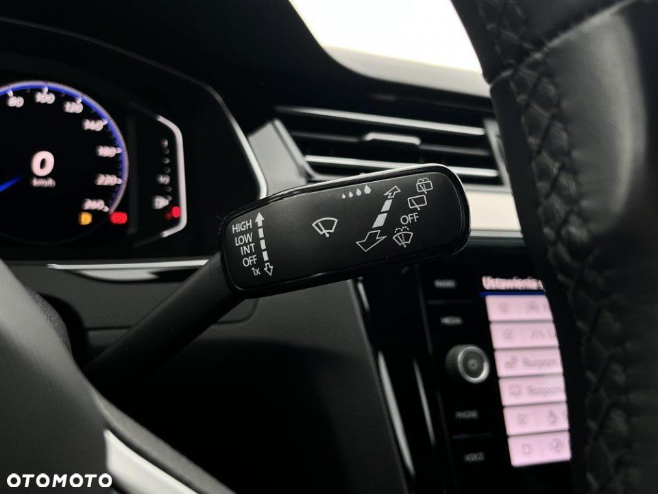 Volkswagen Passat - 39