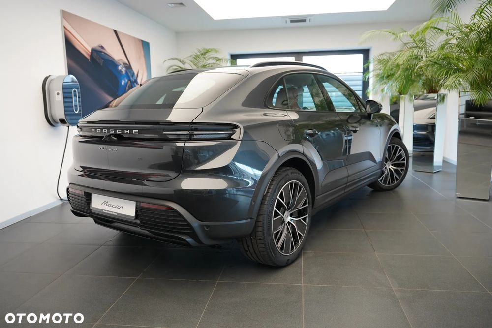 Porsche Macan - 30